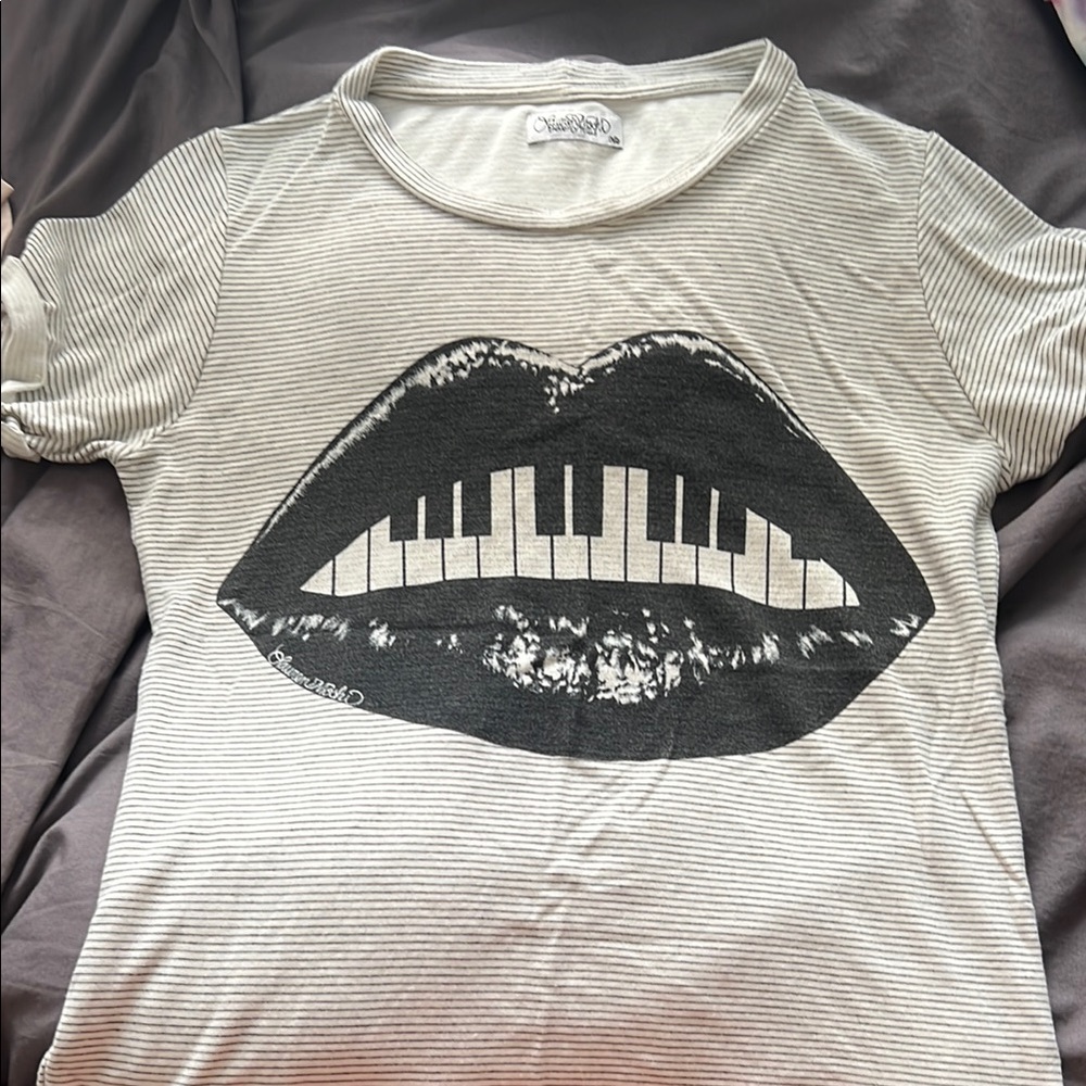 Black and White Short Sleeve Tee